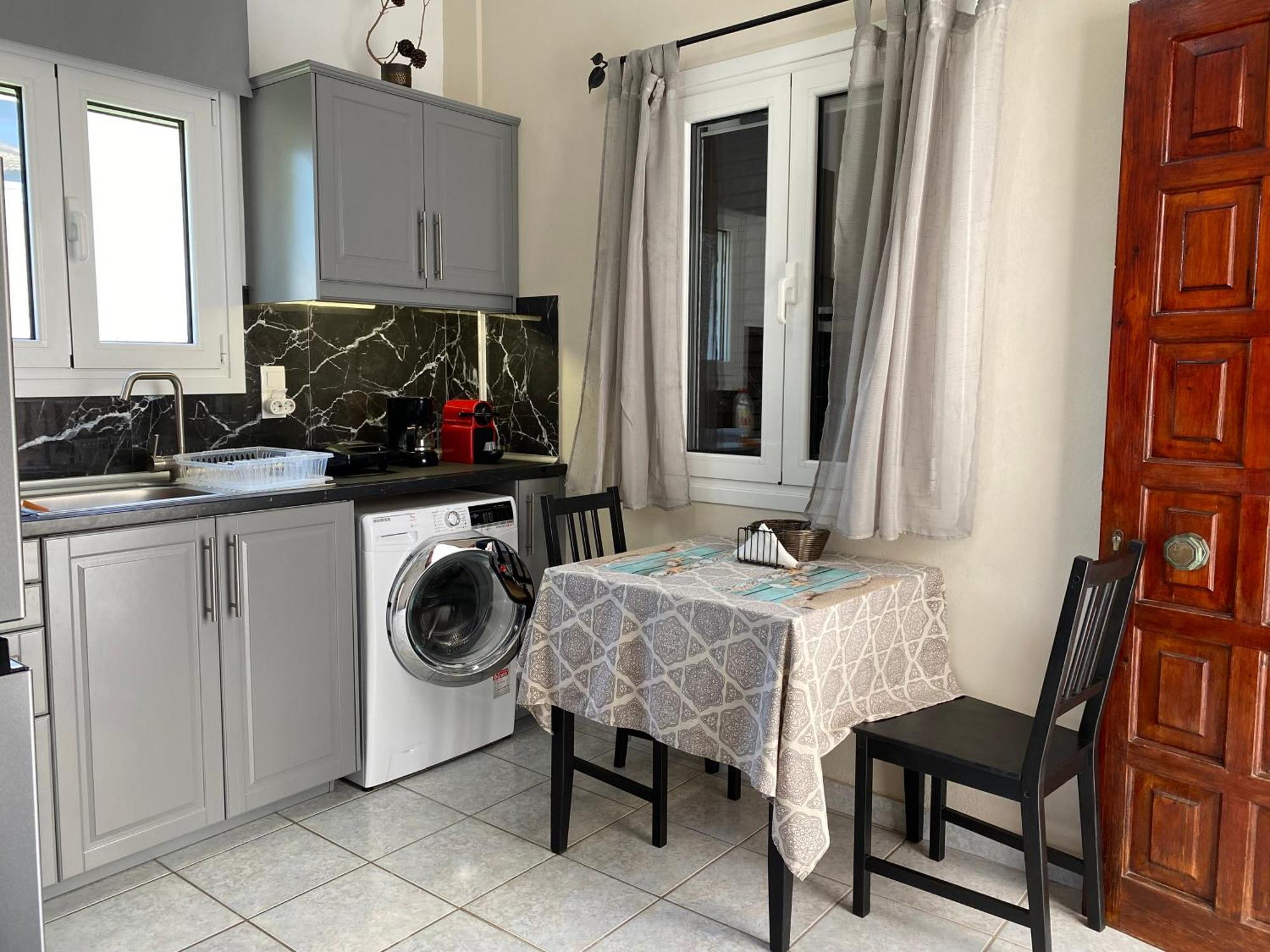 Alexander Apartments ロダ エクステリア 写真